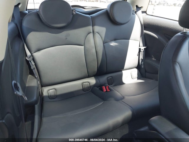 2011 MINI COOPER WMWSU3C50BTX96091 Photo 7