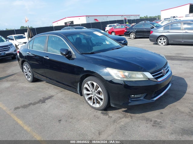 2014 1HGCR2F57EA125940 main image