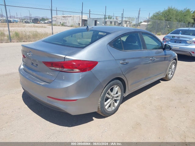 Hyundai ELANTRA SE 2017 5NPD74LF1HH199739 Image 4