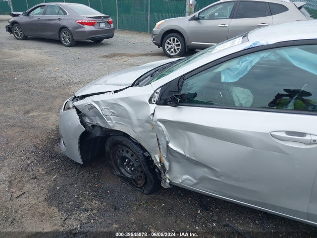 Toyota COROLLA LE 2018 2T1BURHE9JC072825 Image 19