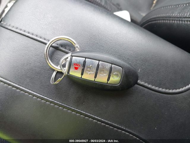 5N1AT2MV7HC832664 Nissan Rogue Sl