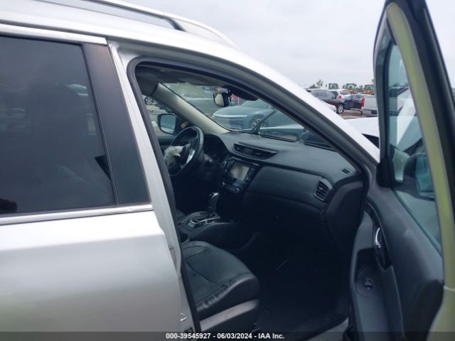 5N1AT2MV7HC832664 Nissan Rogue Sl