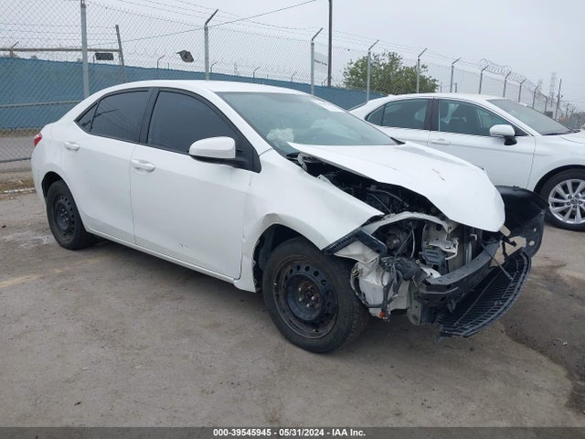 Toyota COROLLA LE 2016 5YFBURHE1GP540474 zdjęcie główne