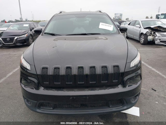 1C4PJMCB5HW512989 Jeep Cherokee Latitude 4x4