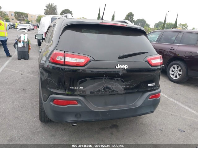 1C4PJMCB5HW512989 Jeep Cherokee Latitude 4x4