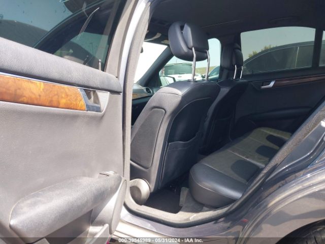 WDDGF4HB8EA955419 Mercedes-Benz C 250 Luxury/sport