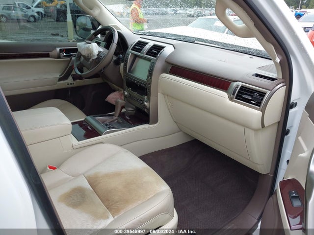 JTJBM7FX8J5189704 Lexus 460