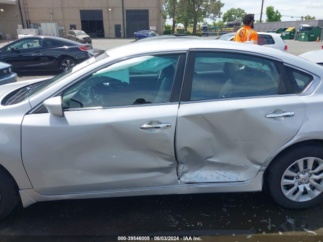 Nissan Altima 2.5 S 2015 1N4AL3AP2FN862601 Image 14