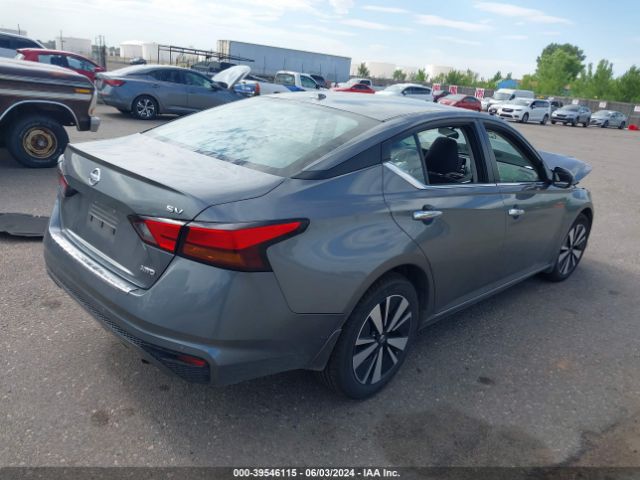 1N4BL4DW7NN362848 Nissan Altima Sv Intelligent Awd