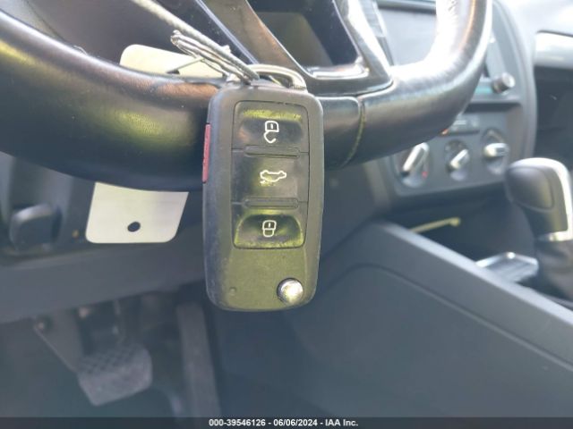 3VWDB7AJXHM308973 Volkswagen Jetta 1.4t Se