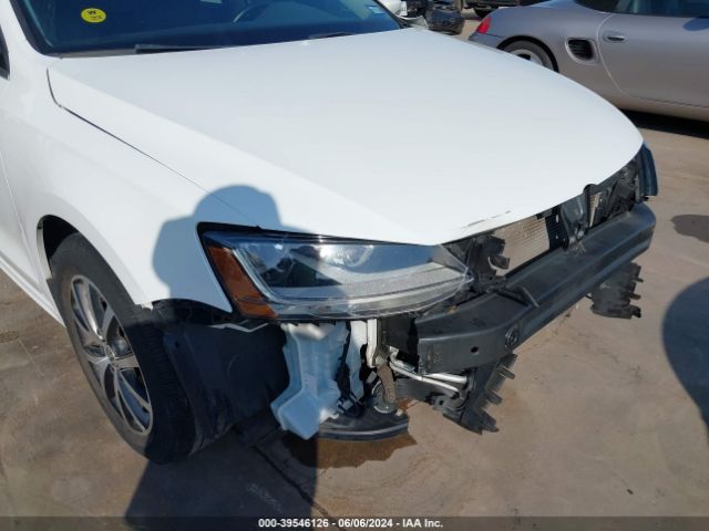 3VWDB7AJXHM308973 Volkswagen Jetta 1.4t Se