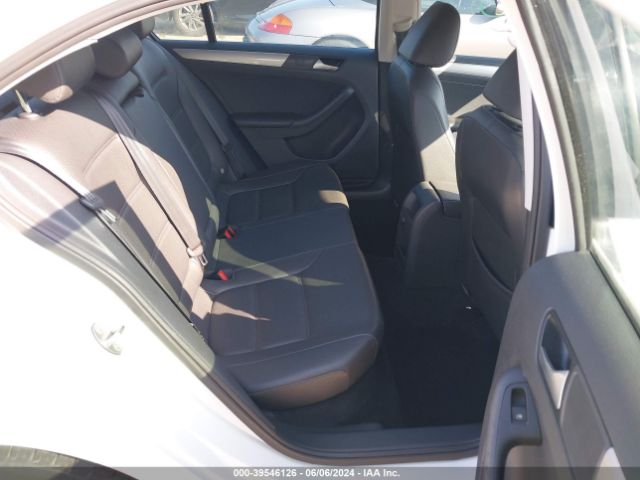 3VWDB7AJXHM308973 Volkswagen Jetta 1.4t Se