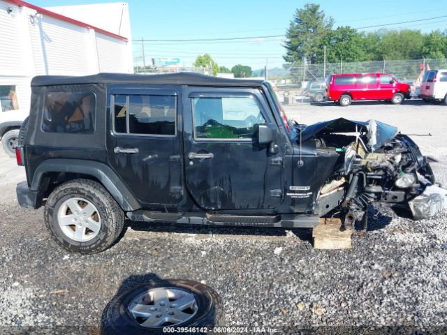 1C4HJWDG8GL184011 Jeep Wrangler Unlimited Sport