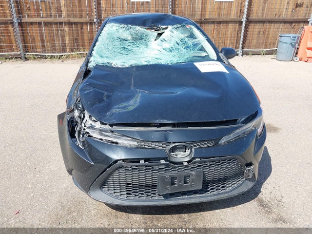 Toyota COROLLA LE 2022 JTDEPMAE7NJ220482 Image 12