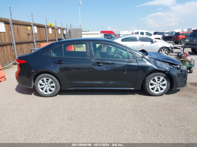 Toyota COROLLA LE 2022 JTDEPMAE7NJ220482 Image 13