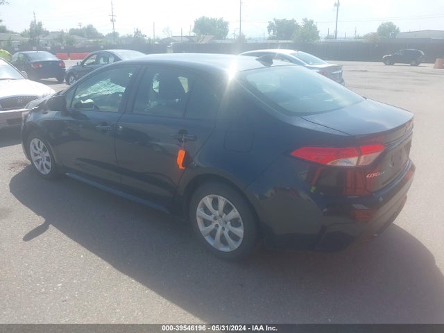 Toyota COROLLA LE 2022 JTDEPMAE7NJ220482 Image 3