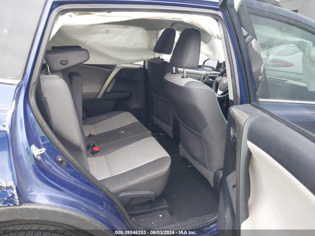 Toyota RAV4 LE 2015 2T3BFREV8FW356605 Image 8