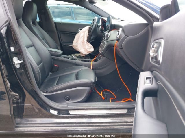 WDDSJ4EB1JN569697 Mercedes-Benz CLA 250