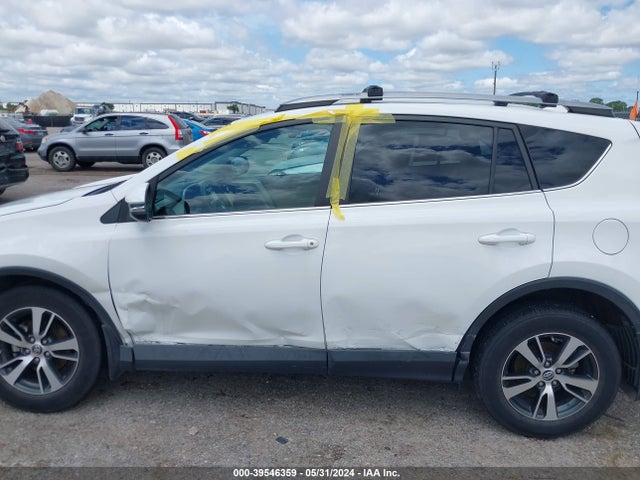 Toyota Rav4 Xle 2017 2T3WFREV3HW404242 Image 14
