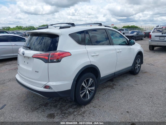 Toyota Rav4 Xle 2017 2T3WFREV3HW404242 Image 4