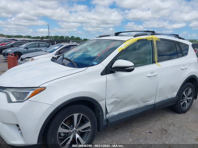 Toyota Rav4 Xle 2017 2T3WFREV3HW404242 Image 6