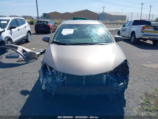 Toyota Corolla Le Plus 2016 5YFBURHEXGP468349 Image 13