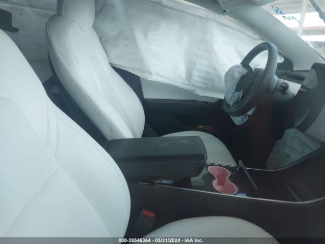 5YJ3E1EB6JF098064 Tesla Model 3 Long Range/performance