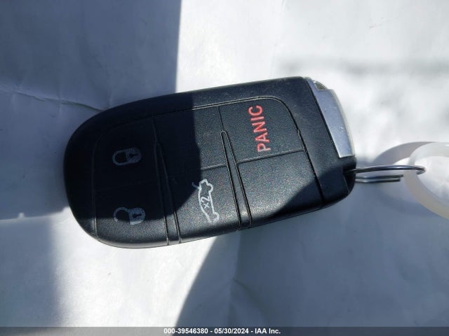 Chrysler 200 S 2015 1C3CCCBB7FN662985 Image 11