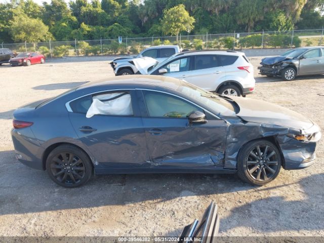3MZBPACLXNM314773 Mazda Mazda3 Carbon Edition