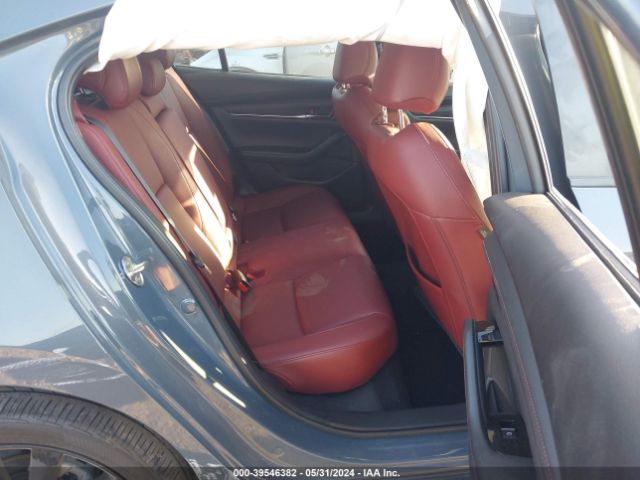 3MZBPACLXNM314773 Mazda Mazda3 Carbon Edition