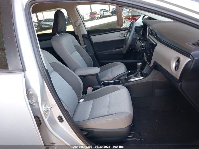 Toyota COROLLA LE 2018 2T1BURHE0JC983531 Image 5