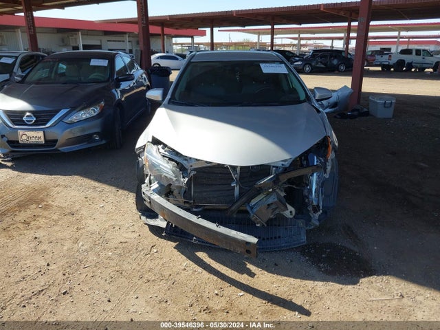 Toyota COROLLA LE 2018 2T1BURHE0JC983531 Image 6