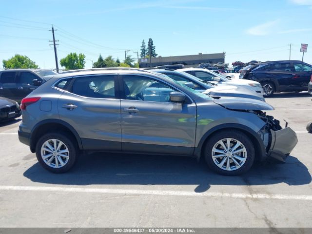 JN1BJ1CPXHW023012 Nissan Rogue Sport Sv