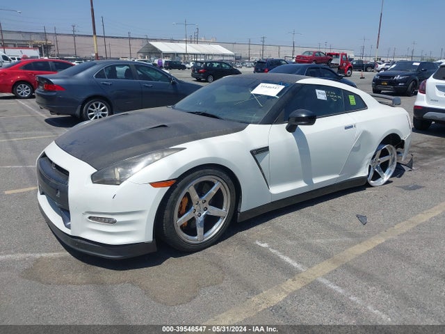 Nissan Gt-r Premium 2014 JN1AR5EF9EM270254 Image 2