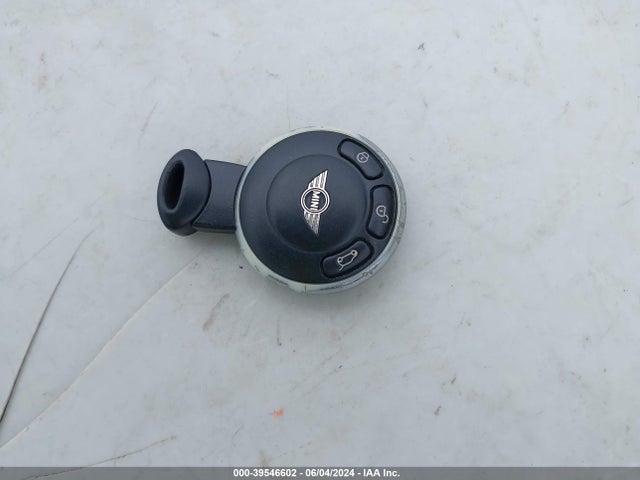 2007 MINI COOPER S WMWMF73597TT85953 Photo 10