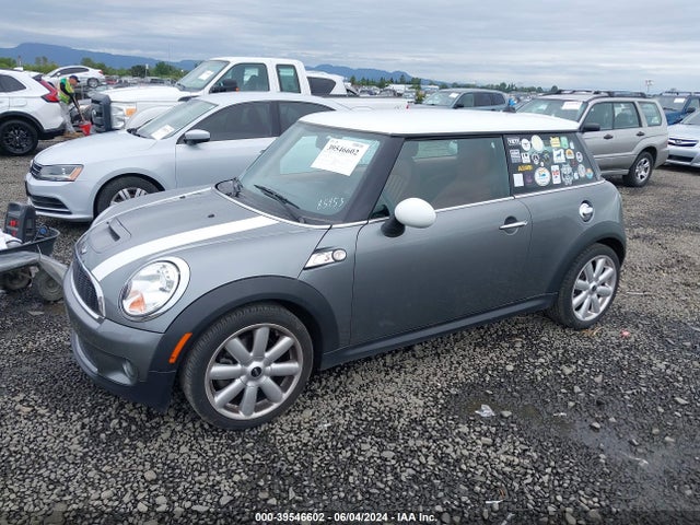 2007 MINI COOPER S WMWMF73597TT85953 Photo 1