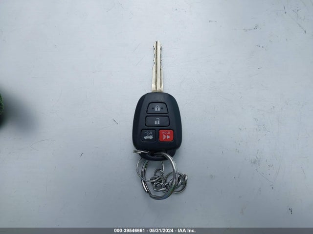 Toyota COROLLA SE 2018 5YFBURHE9JP748271 Image 11
