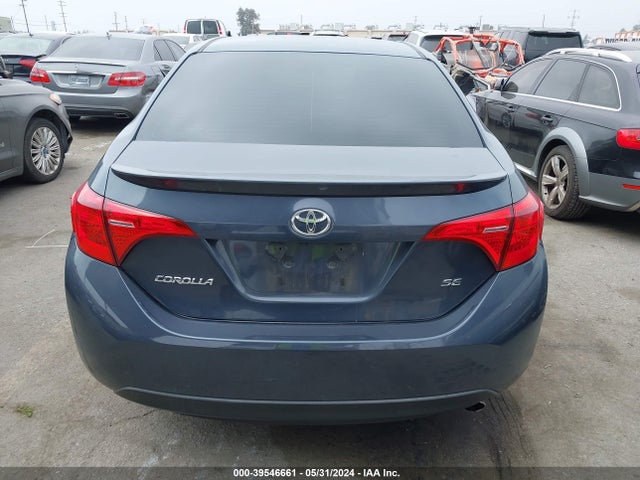 Toyota COROLLA SE 2018 5YFBURHE9JP748271 Image 16
