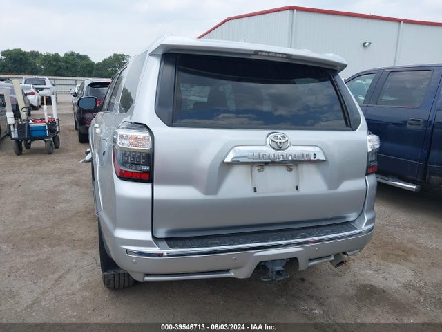 Toyota 4runner Limited 2016 JTEZU5JR7G5128444 Image 17