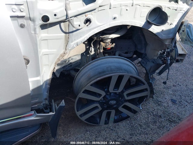 Toyota 4runner Limited 2016 JTEZU5JR7G5128444 Image 21