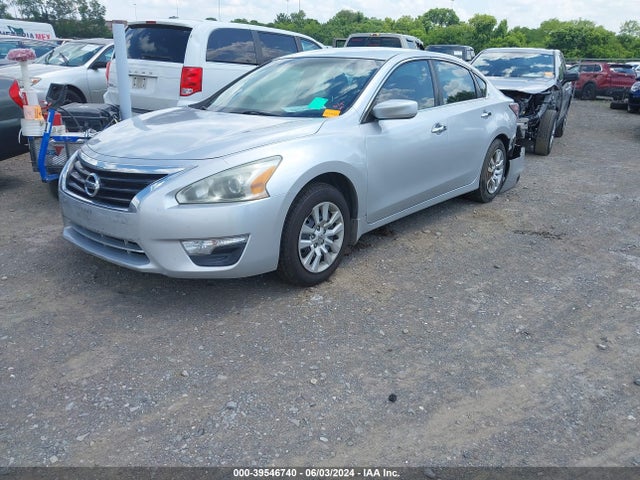 Nissan Altima 2.5 S 2015 1N4AL3AP9FN862790 Image 2