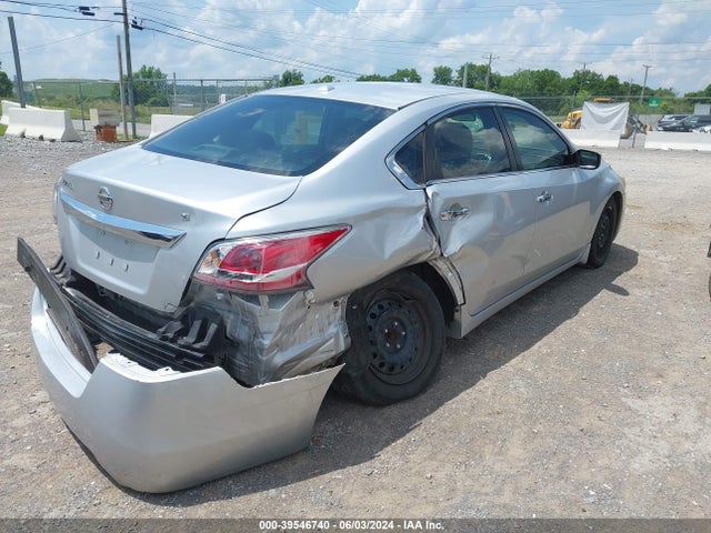 Nissan Altima 2.5 S 2015 1N4AL3AP9FN862790 Image 4