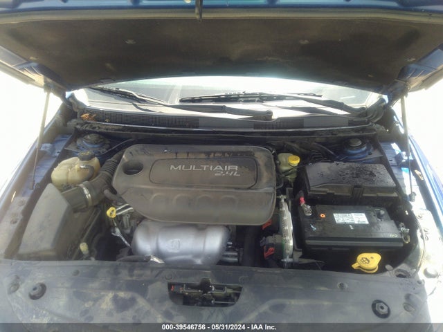 1C3CCCCB8FN624387 Chrysler 200 C