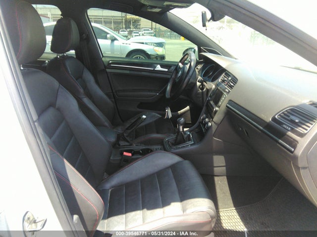 3VW5T7AU9FM002209 Volkswagen Golf Gti 2.0t Se 4-door