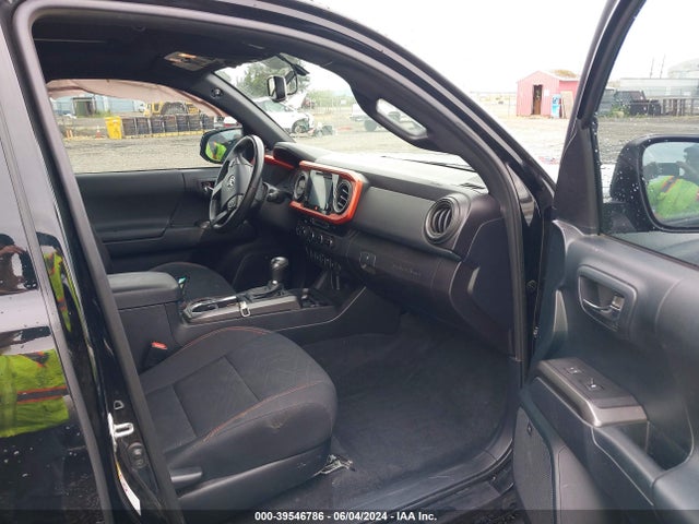 Aukcja sprzedaży 2017 Toyota Tacoma Trd Off Road, vin: 5TFCZ5ANXHX117193, numer aukcji: 39546786