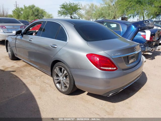 55SWF4JB7FU076193 Mercedes-Benz C 300 Luxury/sport