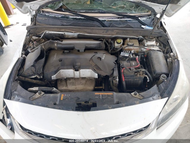 Chevrolet MALIBU 1LT 2015 1G11C5SL9FF141938 Image 10