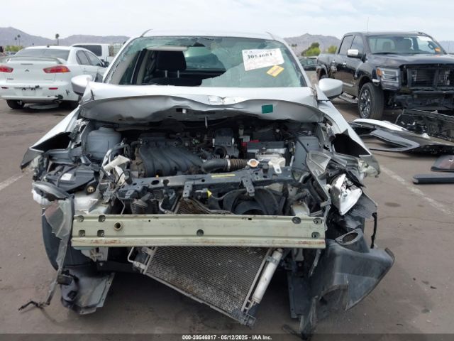 3N1CN7AP6JL806032 Nissan Versa 1.6 Sv