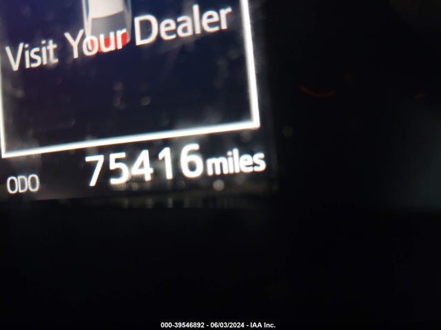 Toyota COROLLA SE 2018 5YFBURHE6JP809849 Image 15
