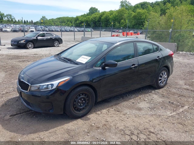 KIA FORTE LX 2017 3KPFK4A73HE137864 Image 2